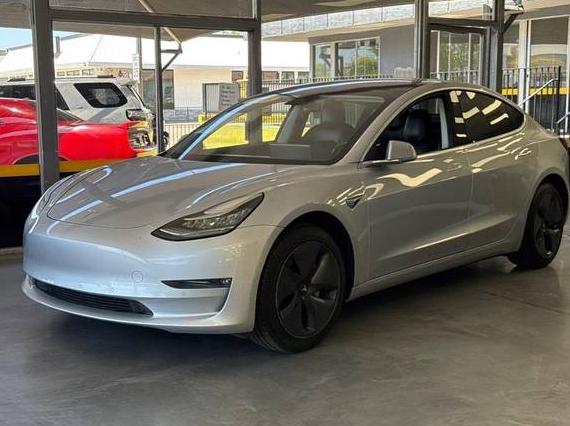 TESLA MODEL 3 2018 5YJ3E1EA5JF005218 image